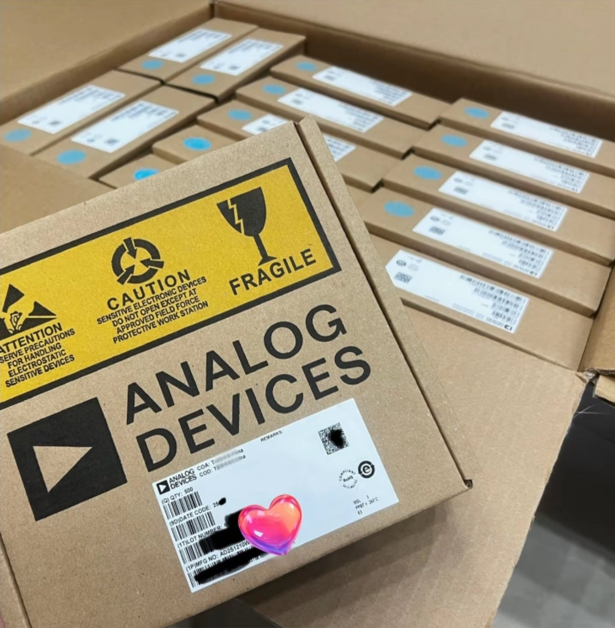 MAX98357AETE+T Analog Devices Integrated Circuits (ICs) In Stock